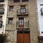 Casa Inés Valdelinares (Aragon)